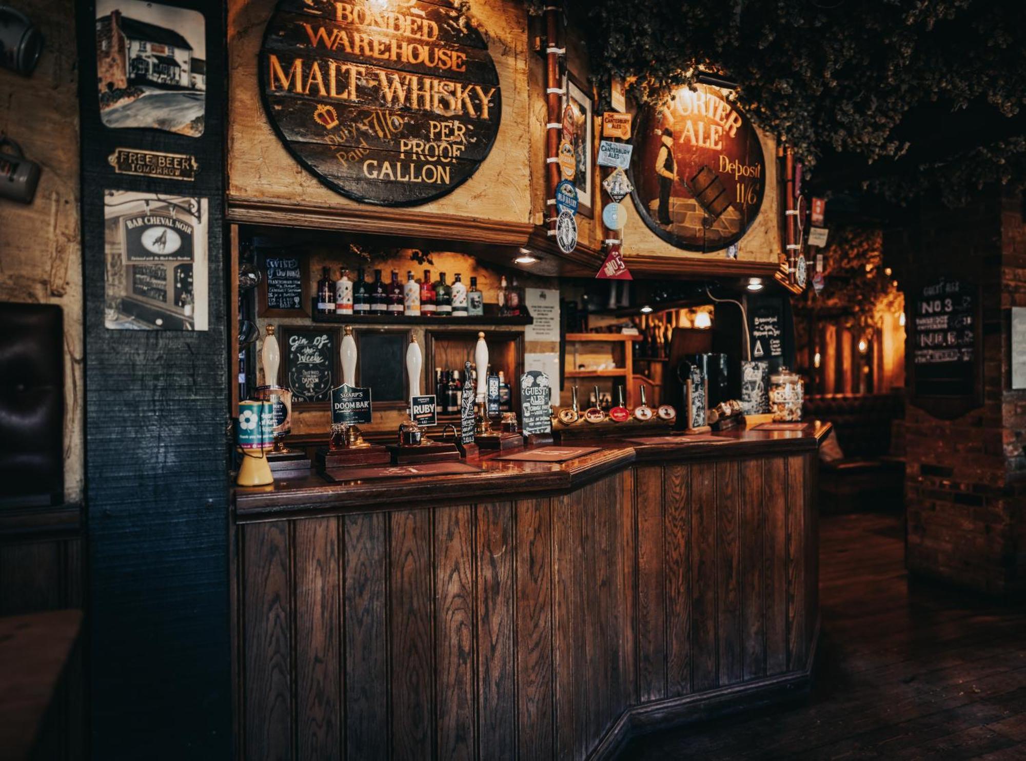 The Black Horse Inn Мейдстон Экстерьер фото
