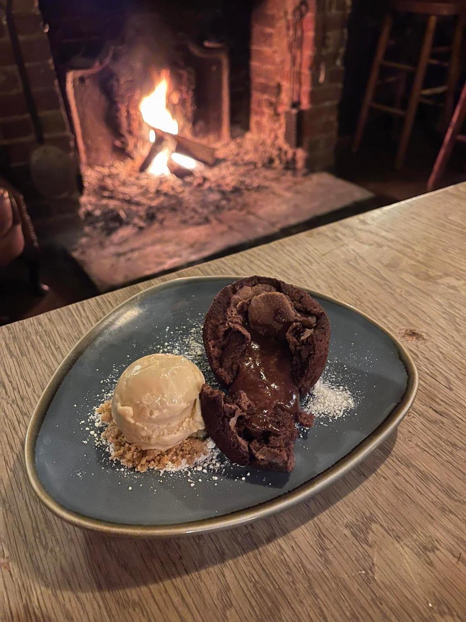 The Black Horse Inn Мейдстон Экстерьер фото