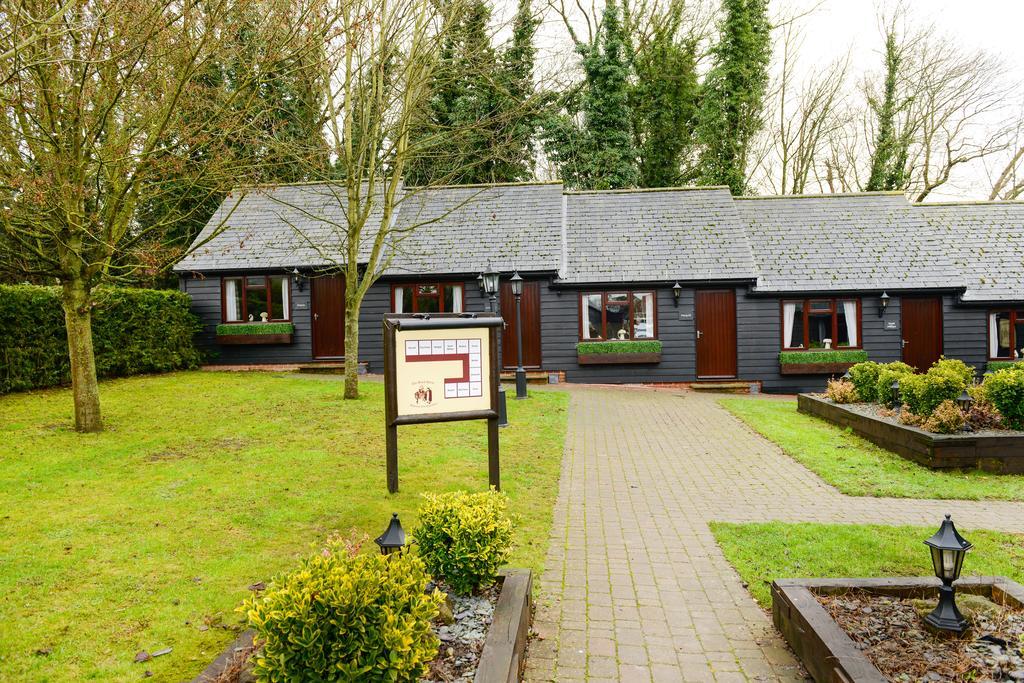 The Black Horse Inn Мейдстон Экстерьер фото
